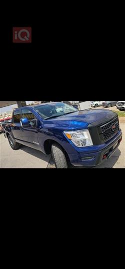 Nissan Titan